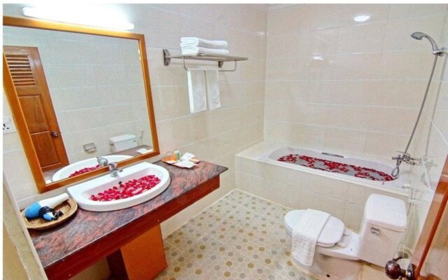 Hotel Chindwin