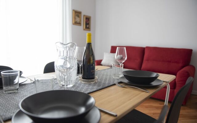 Laurus apartments
