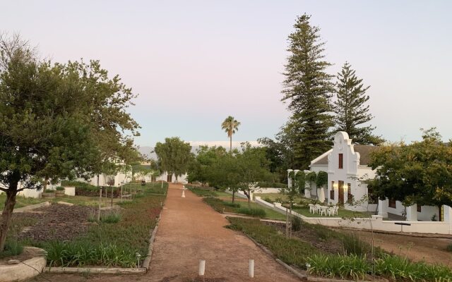 SCALI Wine LODGE