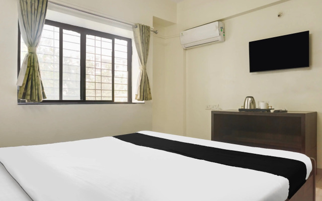 OYO Flagship 81602 Hotel Mv Galaxy