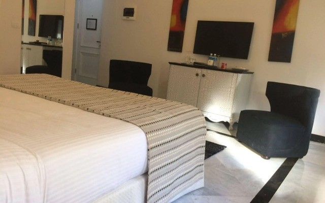 Cherry Blossom Boutique Hotel