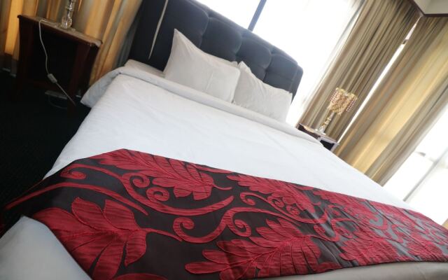 Raintree Apartment Suites at Times Square