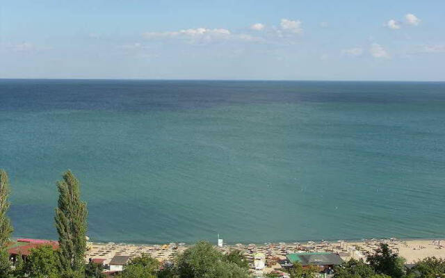 Cabacum Beach Residence