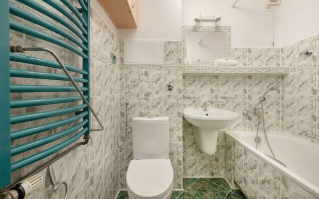 Apartment Close to the Park by Renters