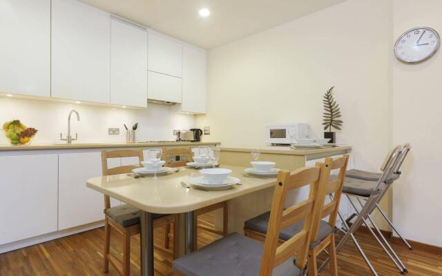 Lemon Apartments
