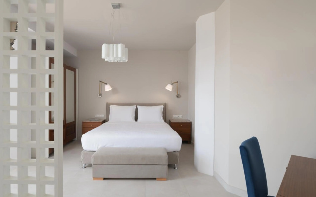 Macaris Suites and SPA