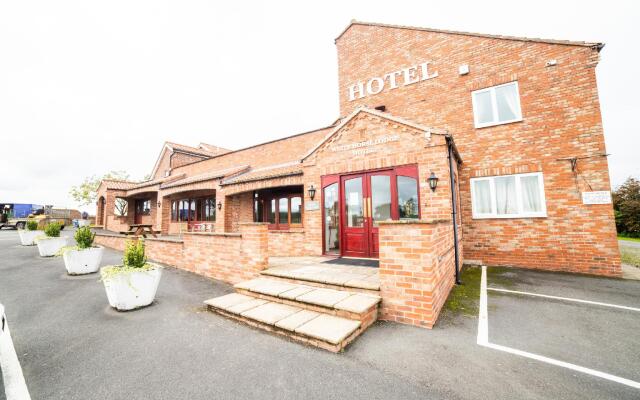 OYO White Horse Lodge Hotel, East Thirsk