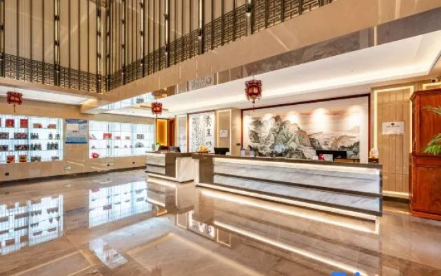 Wuwei Binhu Hotel