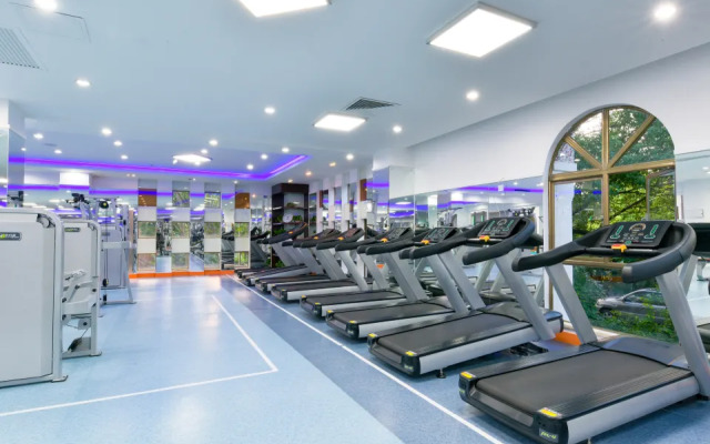 Zhaoqing Senlan Yunhai Hotel