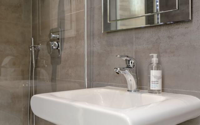 Luxury 2 Bedroom Property in Belgravia
