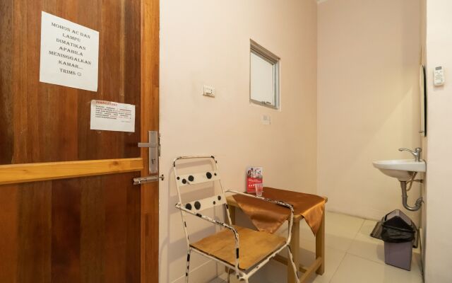 Reddoorz Fella Homestay Medan