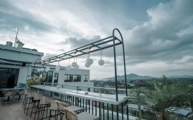 Luwansa Hotel & Convention Center Manado
