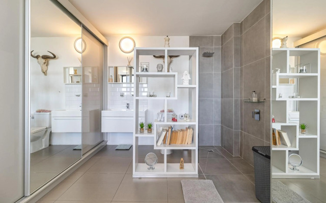 Cape Town Skyroof apartment LOADSHED PROOF Ocean Views