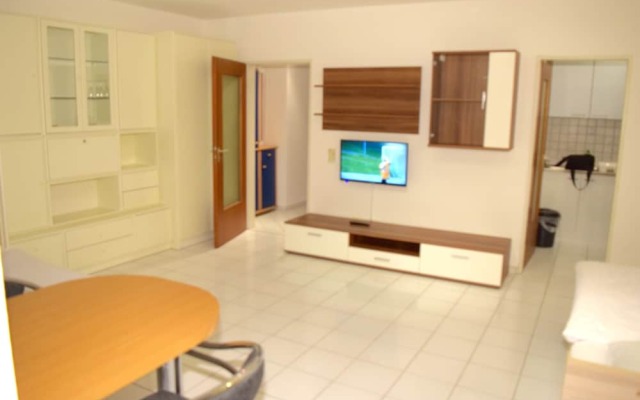AB Apartment 79