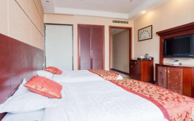 Shore River Holiday Hotel