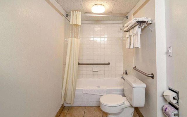 Devils Lake Inn By OYO Near Devils Lake Regional Airport