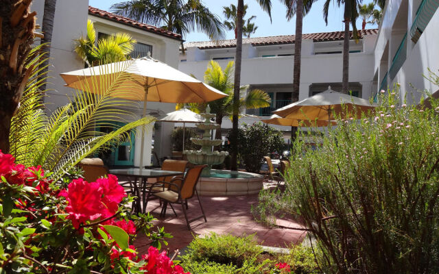 Best Western PLUS Casablanca Inn