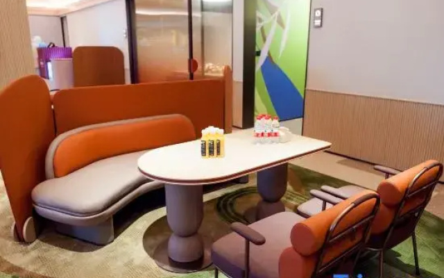 Orange Hotel (Tianjin Binhai New Area Yujiapu Free Trade Zone)