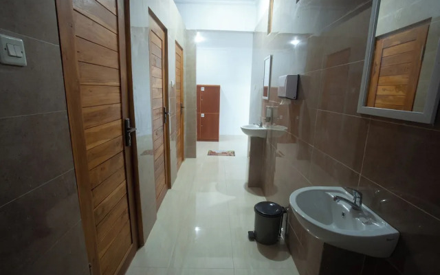 Lucky Hostel