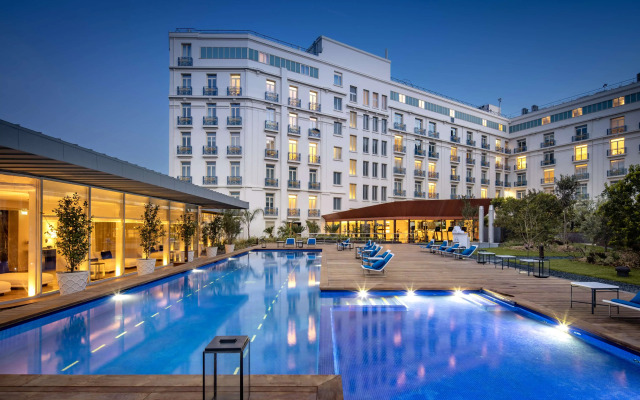 Martinez Hotel