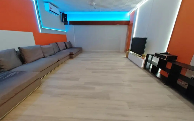 Taman Duta KL Deluxe Villa by uBook