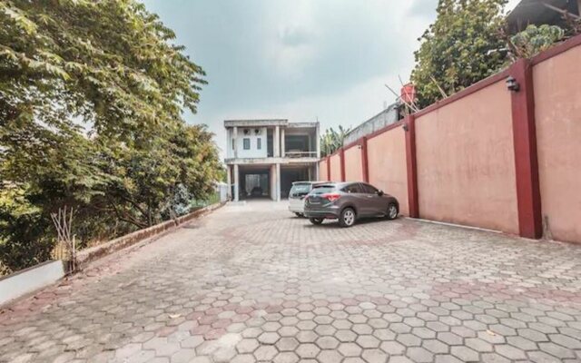 Super OYO 1640 Fallinda Hotel