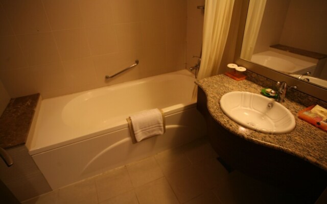 Adonis Hotel