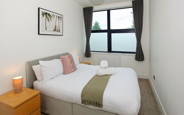 Sapphire House Apartments