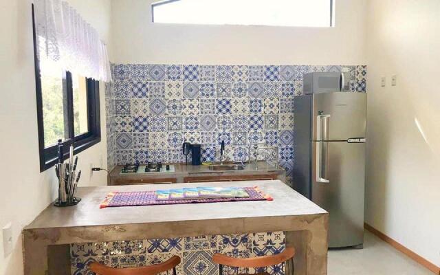 Casa Privativa com Piscina na Ferrugem