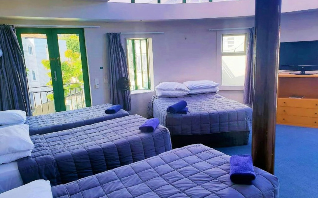 Parklane Motor Lodge – Guest Rooms – Auckland