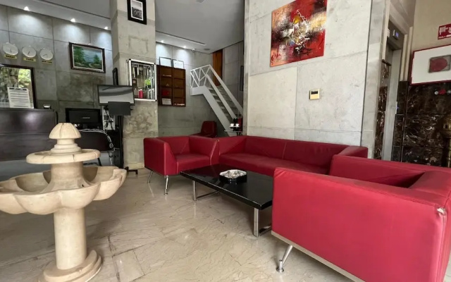 Hotel Pyramides Collection