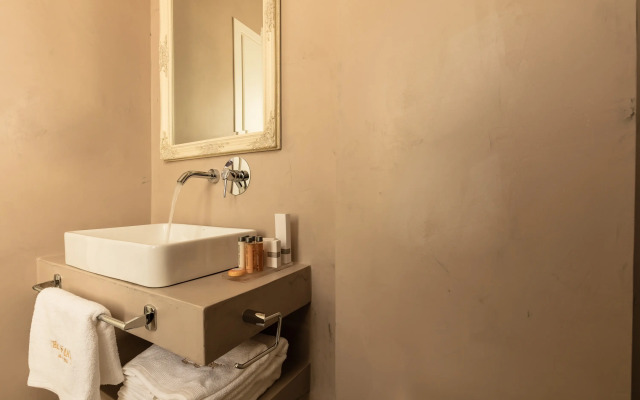 Athens Mansion Luxury Suites