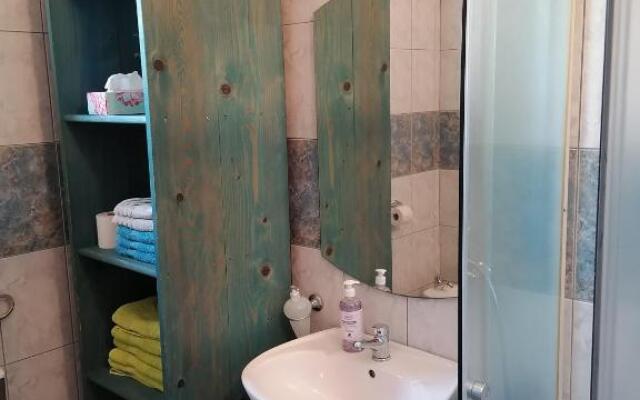 Jacqueline Apartment