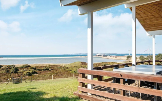 6 Person Holiday Home in Ebeltoft