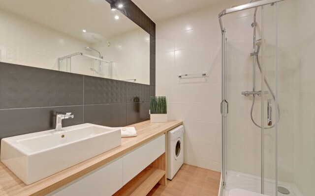 Tartaczna Suite by Apartinfo