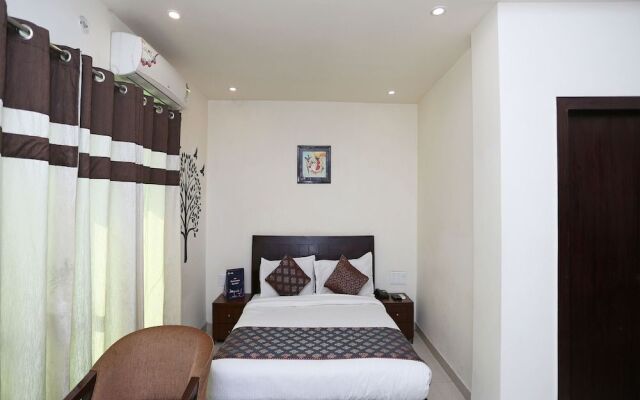 OYO 5474 Hotel Aries