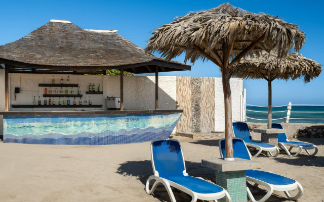 Decameron Club Caribbean Runaway Bay, Ramada All-Inclusive Resort