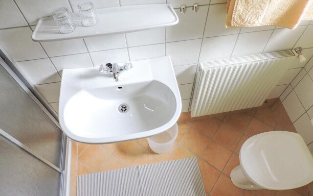 Awesome Apartment in Mühlbach With 2 Bedrooms and Internet