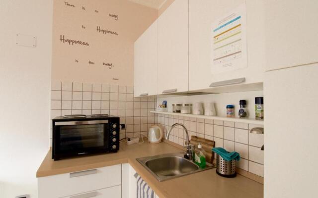Interno77