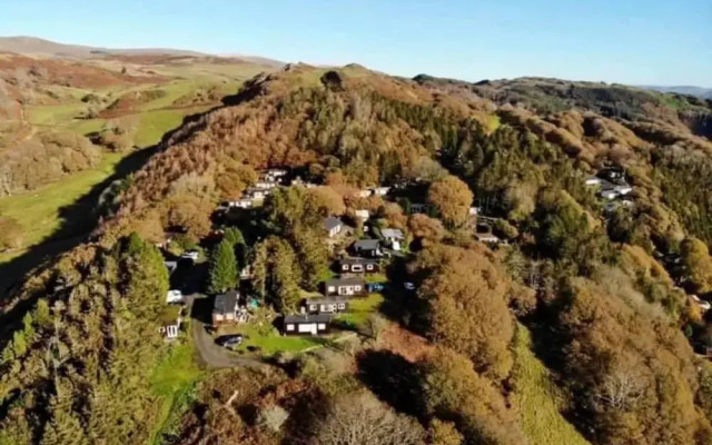 Mountainside Lodge in Aberdovey - Near Beach