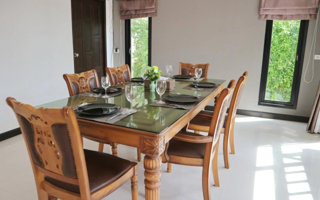 The Best Aonang Villas