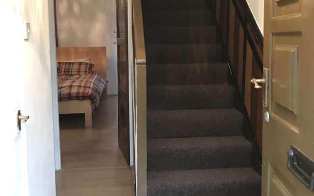 CN Apartments - Near Canary Wharf