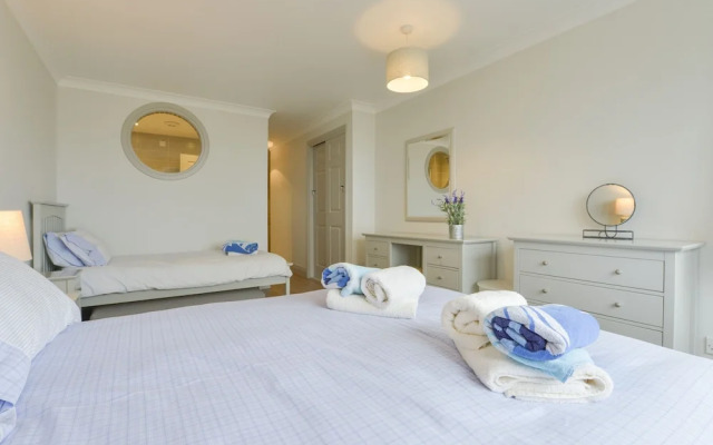 17 Burgh Island Causeway