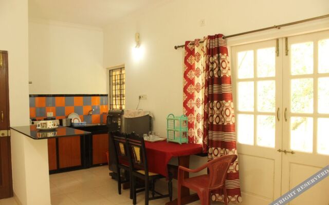 OYO 9277 Studios Near Candolim Beach