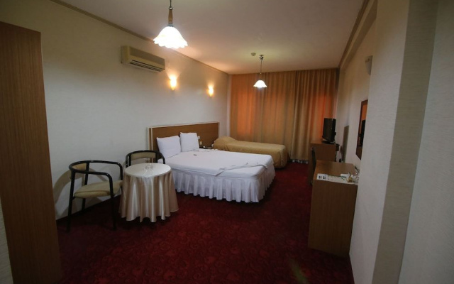 Aykut Palace Otel