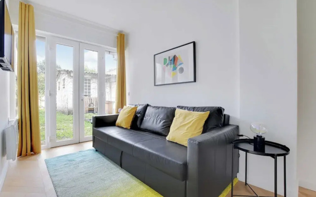 Apartment for 4 Person in Nanterre