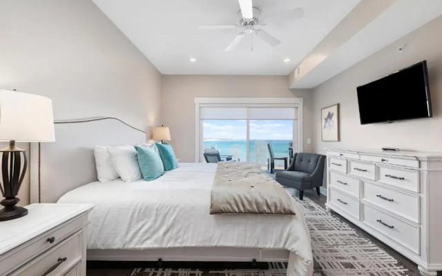 Kasa 539 Bay Street Traverse City