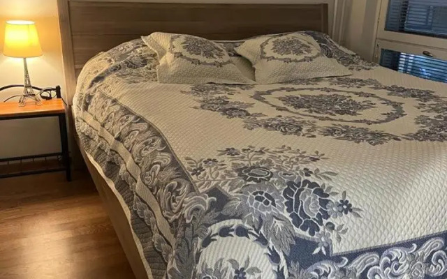 Stylish apartment with sauna nearby Airport