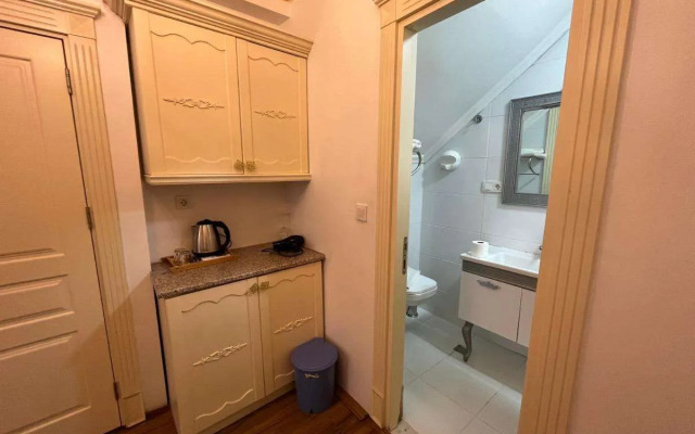 Saffron Hotel Old City