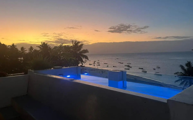 Aluna Beach Apartments